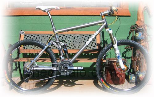 Moots Cinco specs and reviews